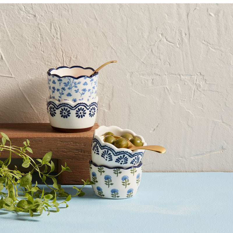 Blue Floral Tidbit Set