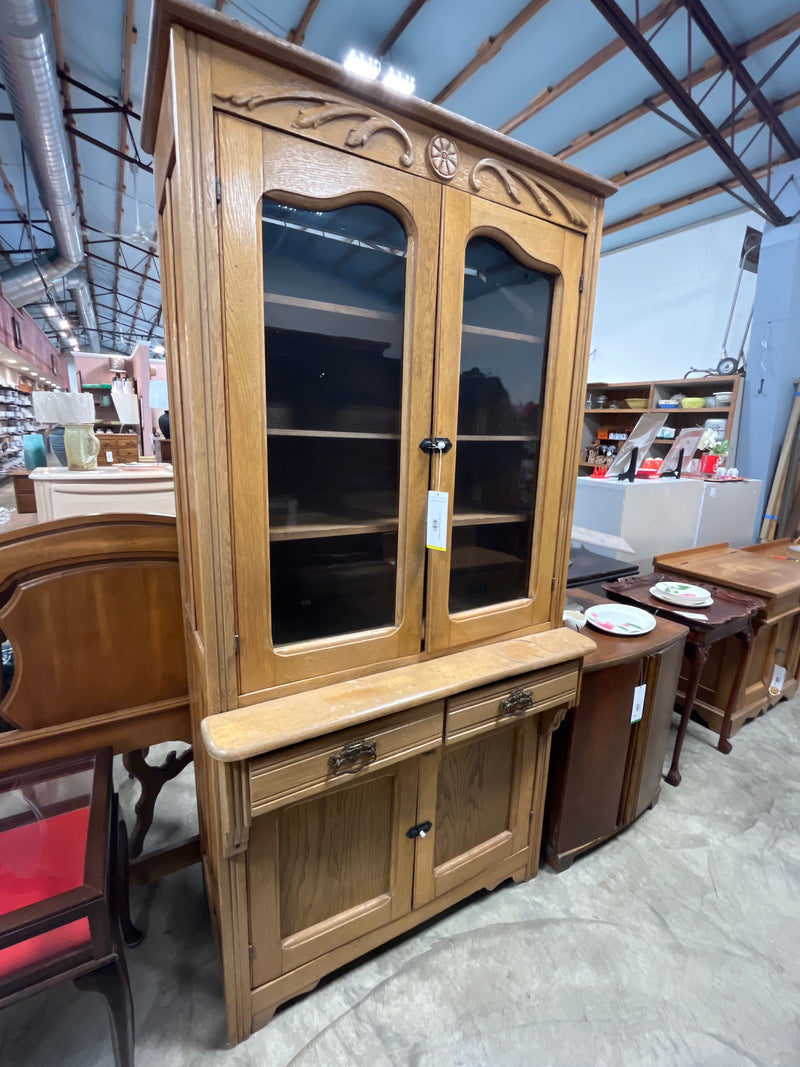 Oak Step Back Cabinet Cupboard