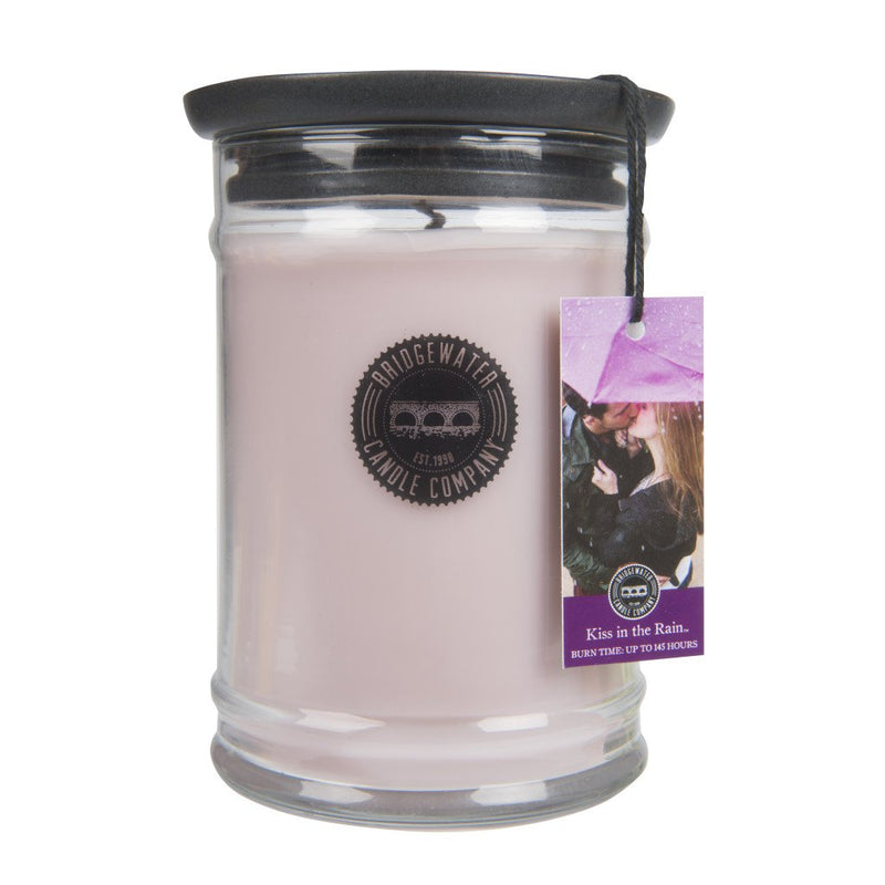 18OZ LARGE JAR CANDLE-KISS IN THE RAIN