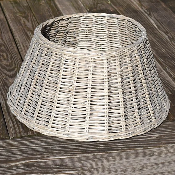 Willow Christmas Collar Tree Skirt