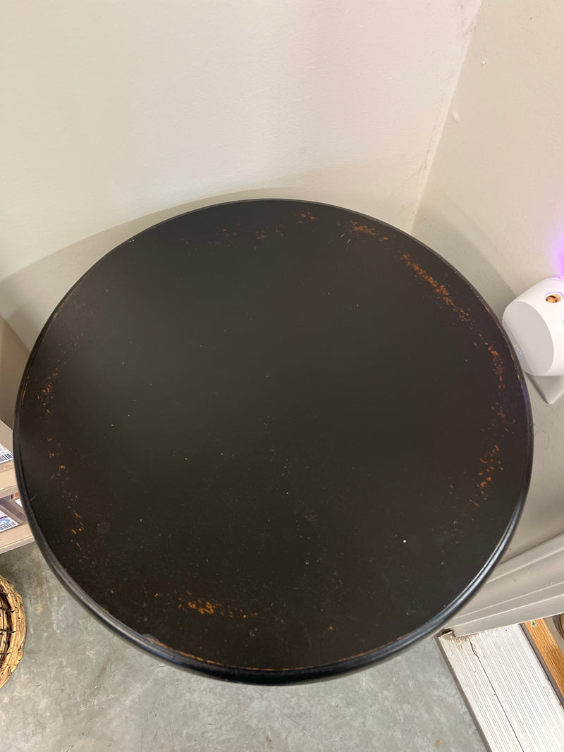 Black Round Plant Stand / Accent Table