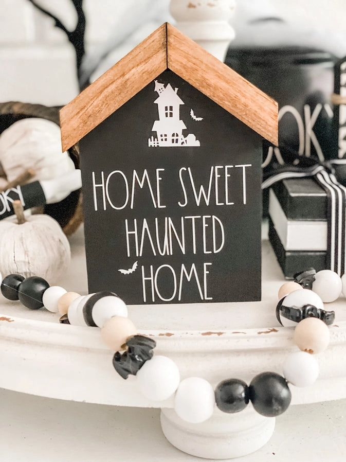 Haunted House Sitter Set