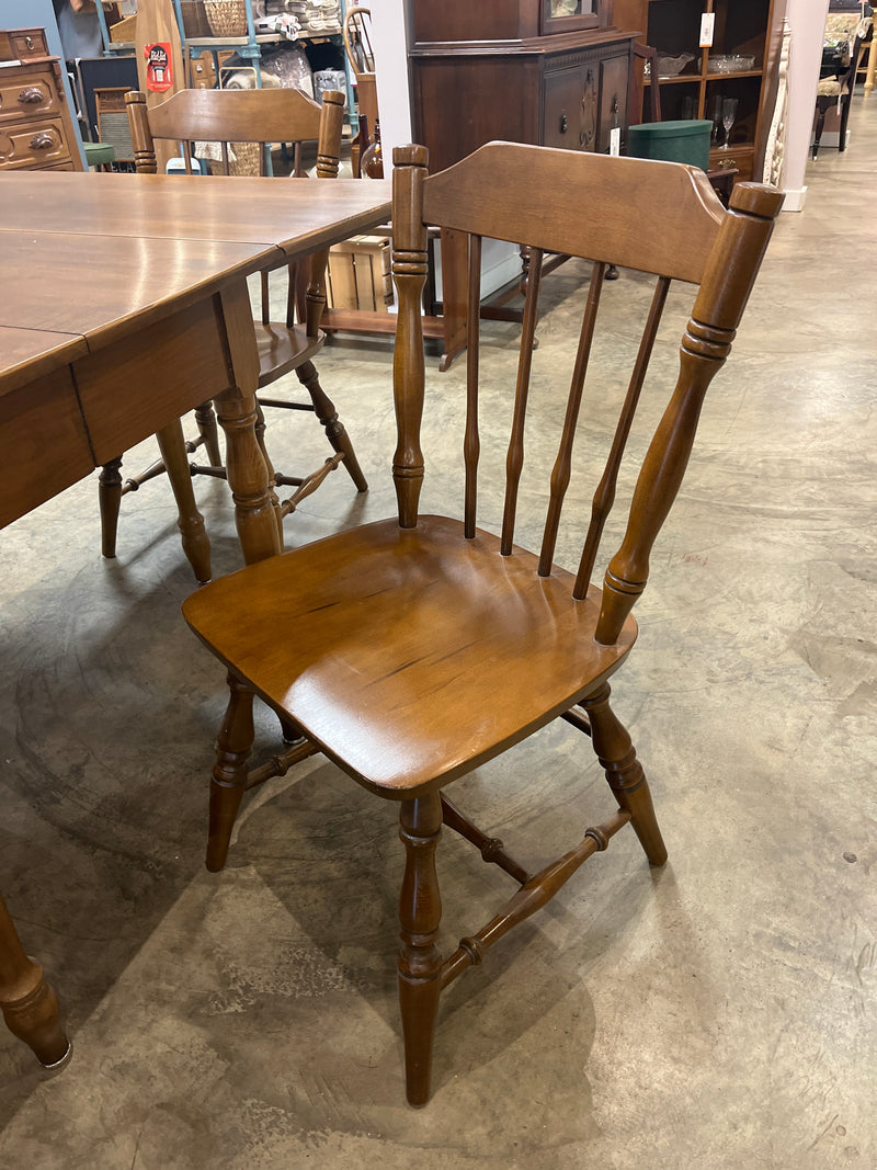 Hard Rock Maple Table w 4 Chairs & leaves