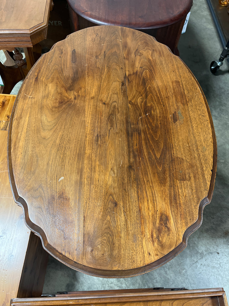 Oval Parlor Table Antique