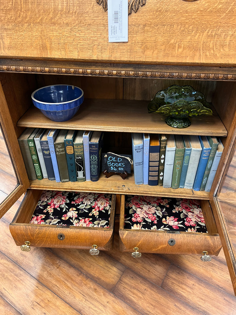 Beautifully Carved Antique Oak Desk / Cabinet