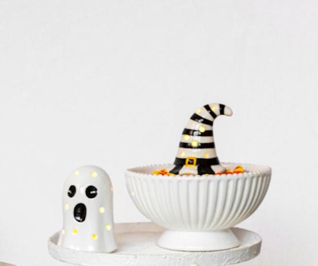 Witch Hat Light Up Sitter