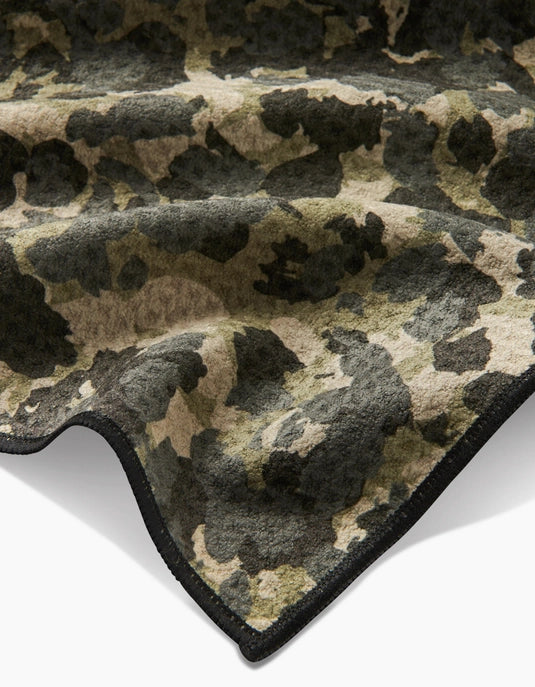 Geometry Paw Towel - Camo
