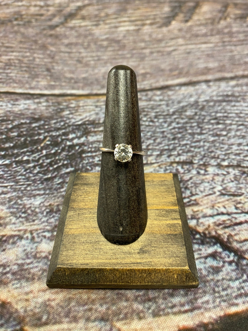 Avon Sterling Silver Solitare CZ Ring