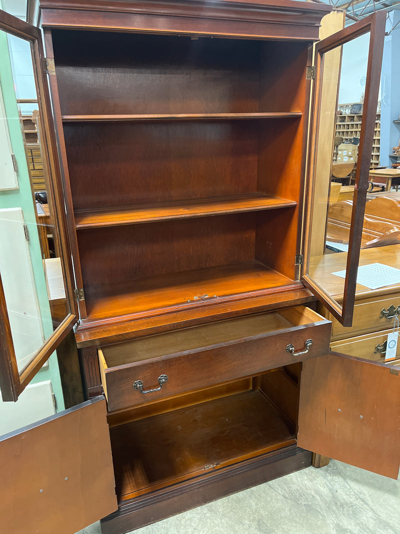 China Hutch w Drawer/Doors