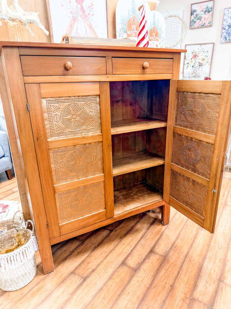 Exquisite Antique Pie Safe