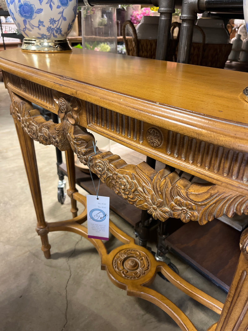 Beautiful Hallway Table / Entryway Table