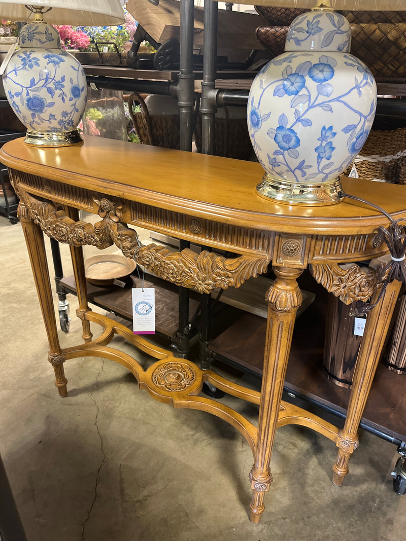 Beautiful Hallway Table / Entryway Table