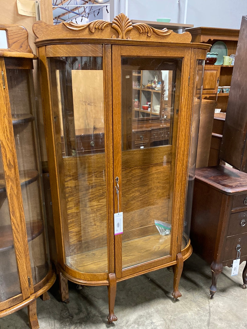 Rounded Front China Cabinet (mirrored)KEY