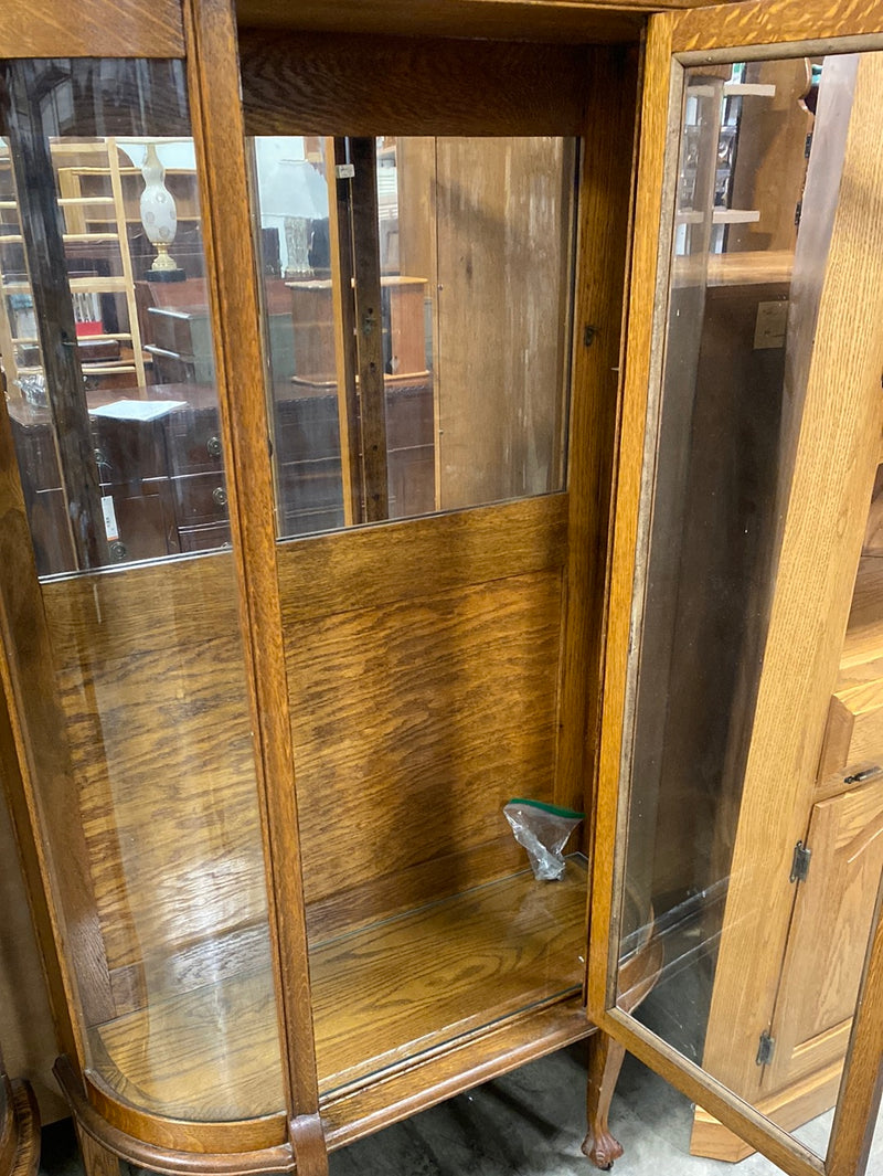 Rounded Front China Cabinet (mirrored)KEY