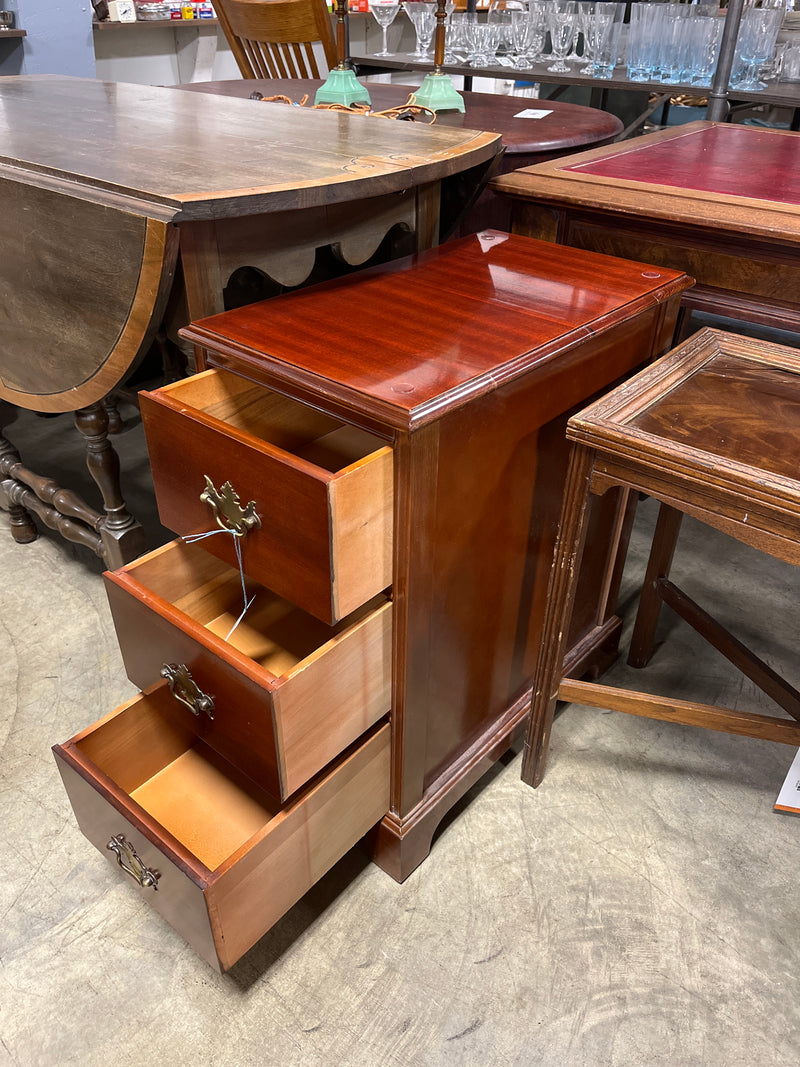 3 Drawer Night Stand