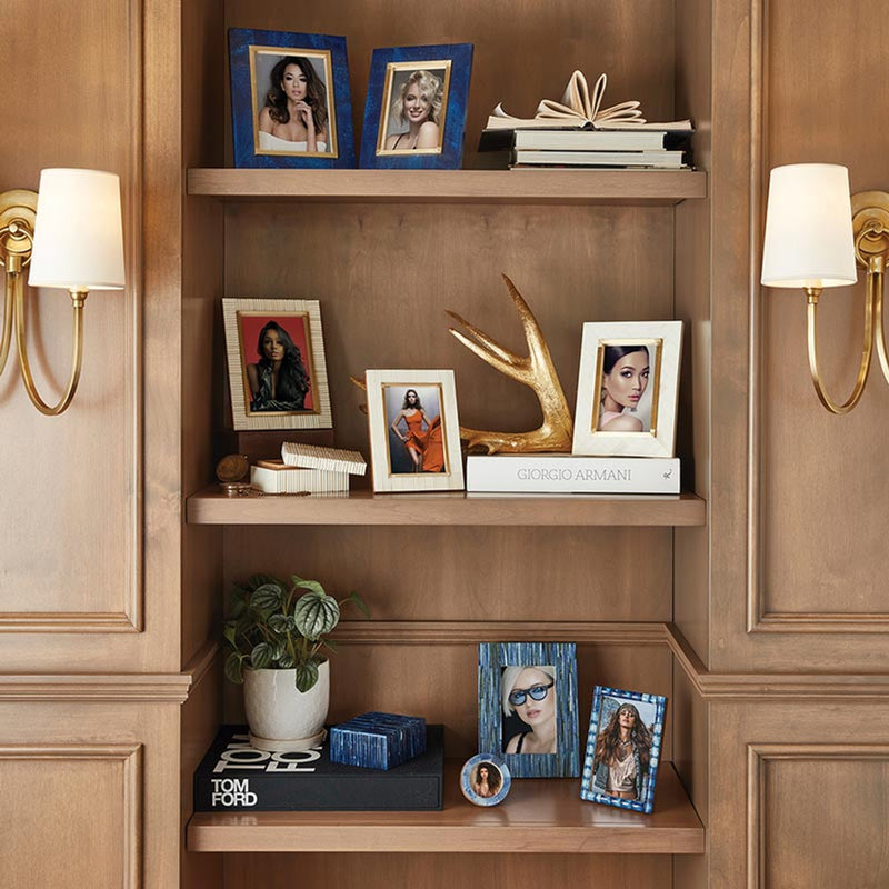 White Stripe Pattern Frame