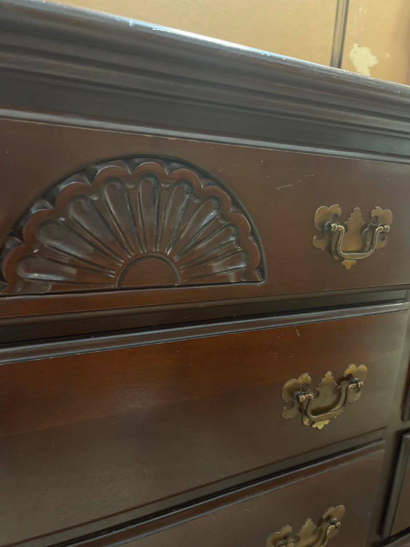 Dark Dresser