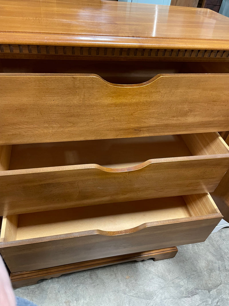Maple Chest of Drawers (internal drawers also)