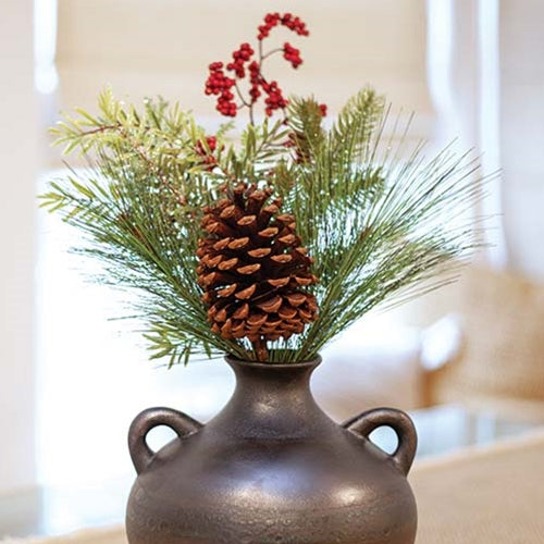 Winter Party Pine & Berry Pick