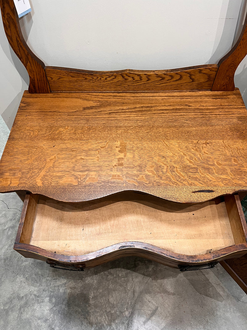 Serpentine Front Wash Stand