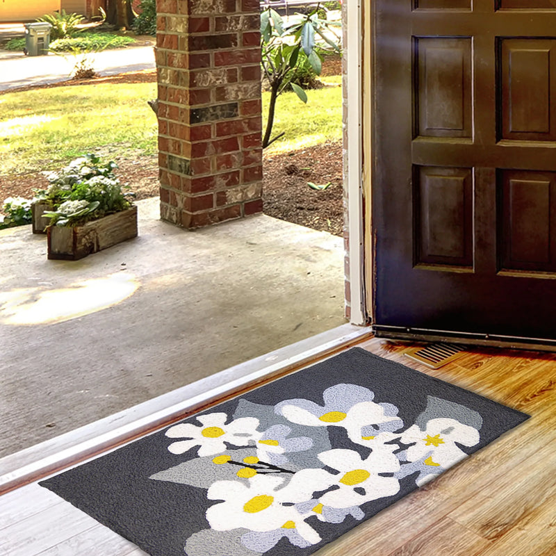 Daisies On Pewter Jellybean® Rug 20" X 30" -