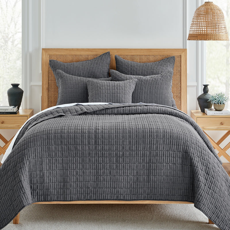 Mills Waffle Quilt Set