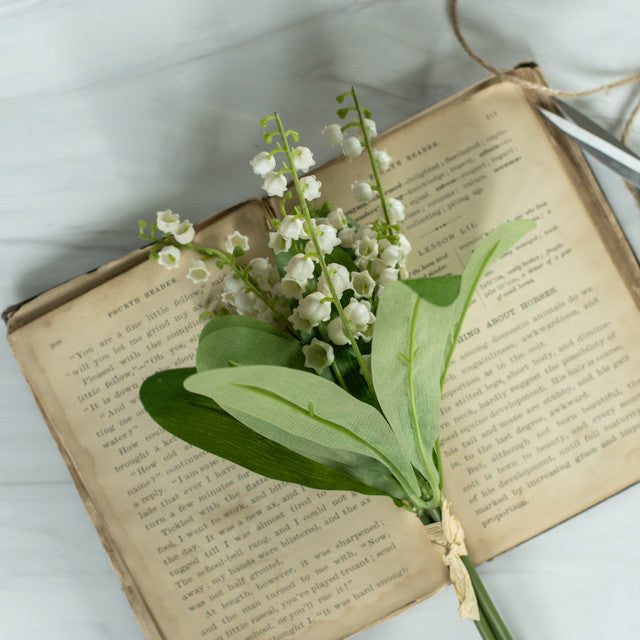 12.75" WHITE BELLFLOWER BUSH
