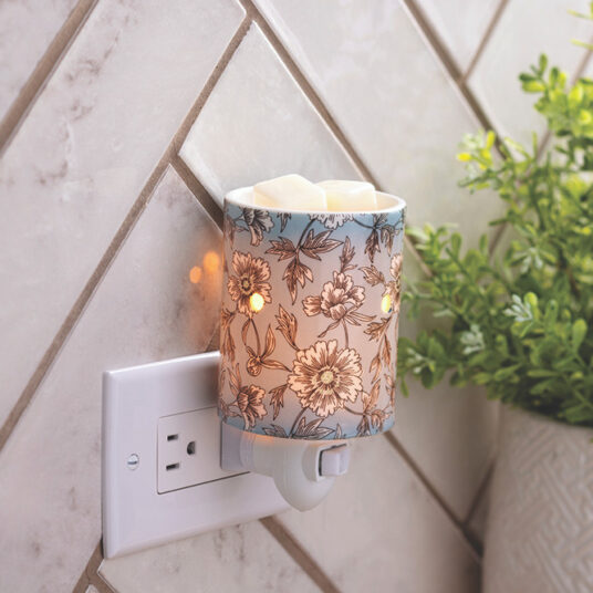 Pluggable Wax Warmer - Flora