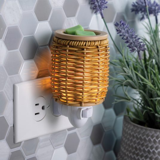 Pluggable Wax Warmer - Wicker Lantern