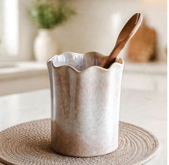 Scallop Edge Vase / Utensil Holder