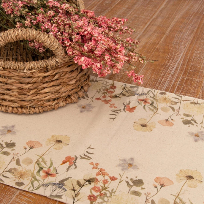 Dried Flowers Table Runner