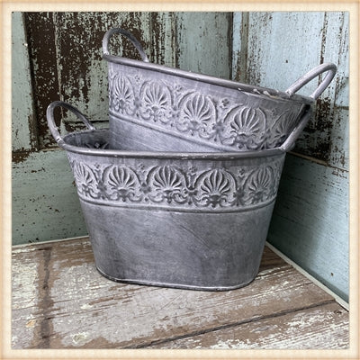 Embossed Banded Oval Planter