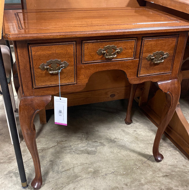 Davis Cabinet Co Entry Table w Drawers