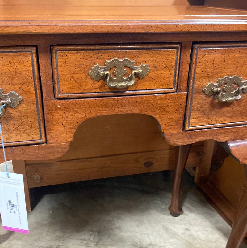 Davis Cabinet Co Entry Table w Drawers